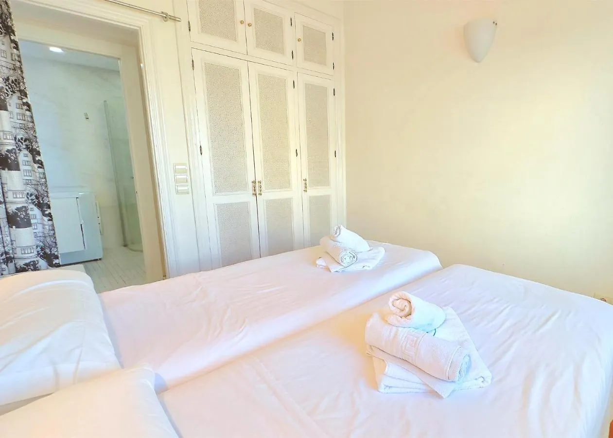 Skol 536 - Great One Bed Apartment With Wonderful Sea View. Marbella